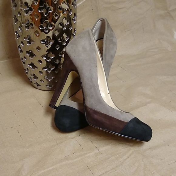 Anne Klein Shoes - Tri-colored suede Anne Klein Heels Size 6 M